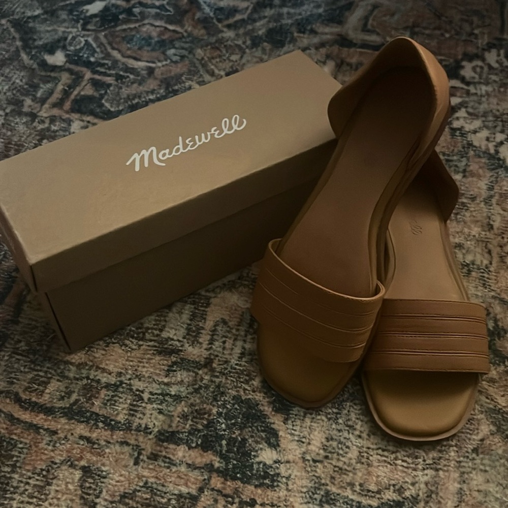 Madewell 8 Flats Sandals Nelda D’Orsay Leather Flats in Desert Camel